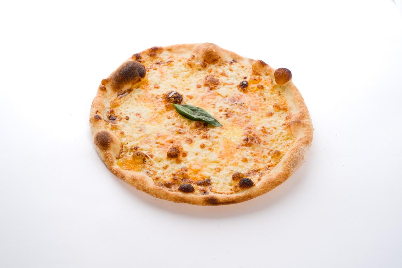Quattro — Four Kind of Cheese, White Base